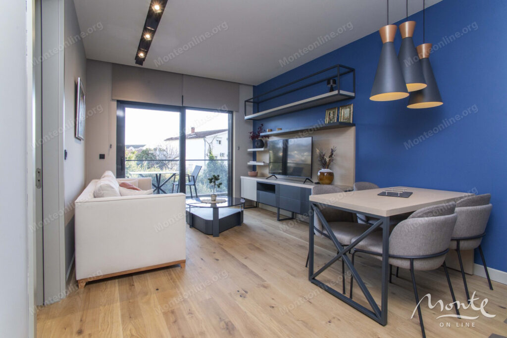 dve kvartiry s 1 spalnej v sovremennom zhilom dome s liftom v tivate 02