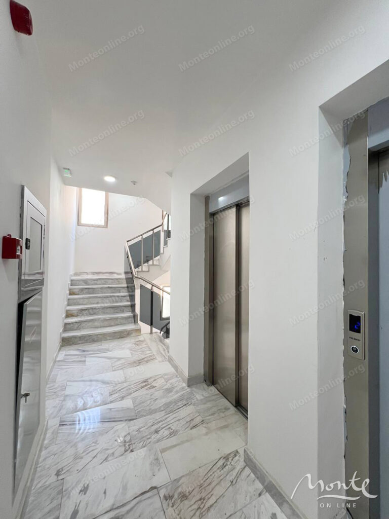 kvartira s 1 spalnej v novom dome nedaleko ot morya v bechichi 08