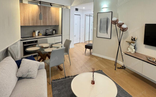 kvartira s 1 spalnej v novom zhilom komplekse s bassejnom bechichi 05