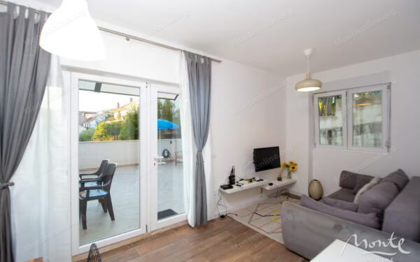 kvartira s 1 spalnej v tivate u porta s potenczialom pereplanirovki 01