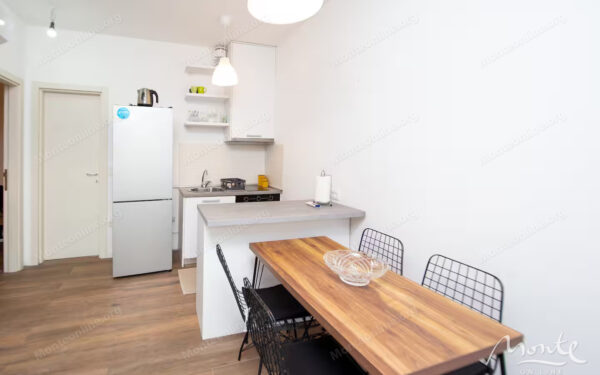 kvartira s 1 spalnej v tivate u porta s potenczialom pereplanirovki 09