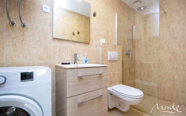 kvartira s 1 spalnej v tivate u porta s potenczialom pereplanirovki 14