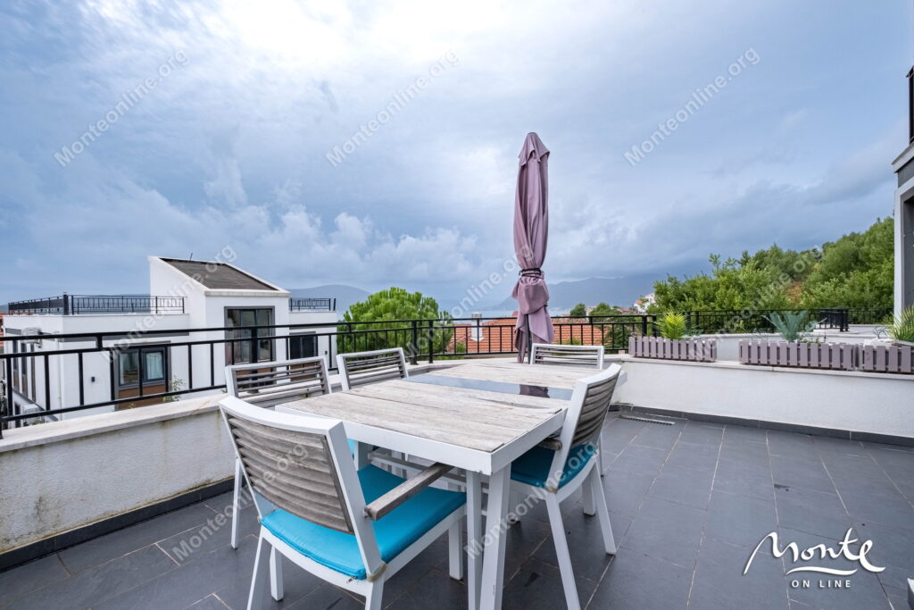 kvartira s 2 spalnyami v tivate rajon kava terrasa more i bassejn 01