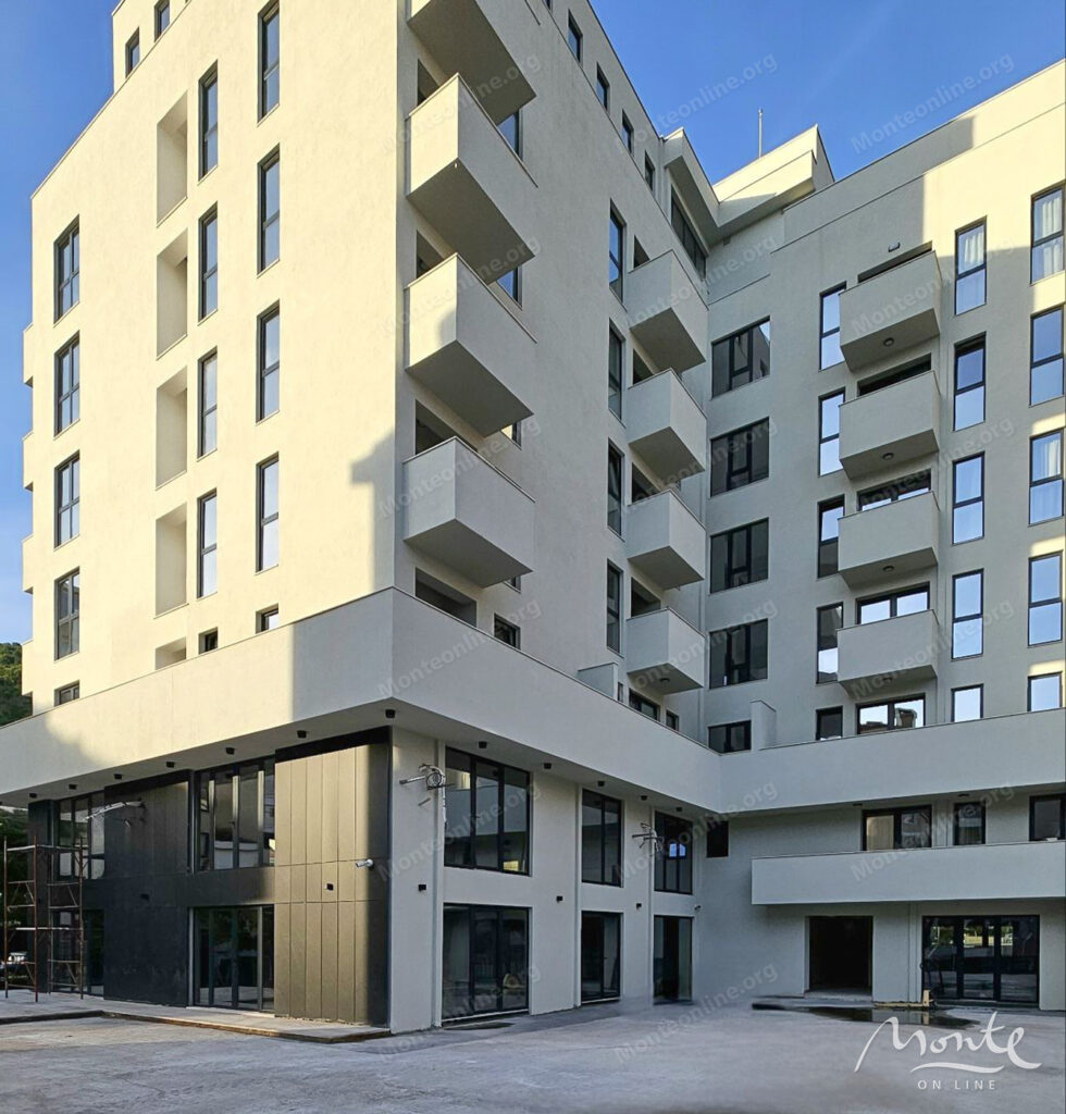 novaya kvartira s 1 spalnej v rajone rozino budva 01