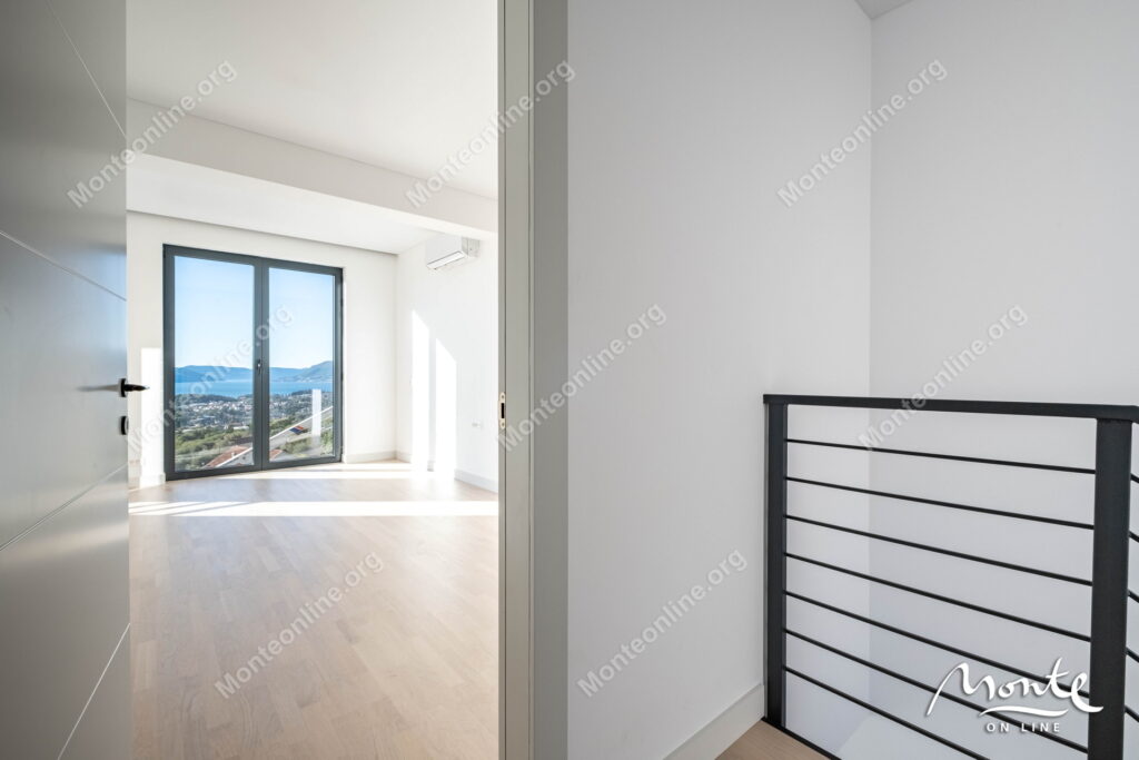 novyj taunhaus s 3 spalnyami v kavache s panoramnym vidom na more 19