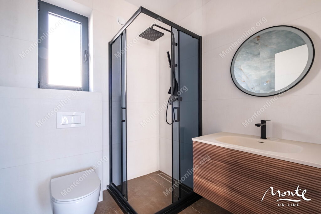 novyj taunhaus s 3 spalnyami v kavache s panoramnym vidom na more 31