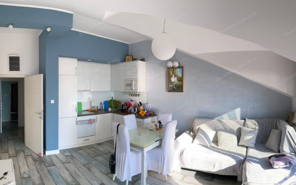 penthaus s 4 spalnyami v sveti stefane s vidom na more i gory 03