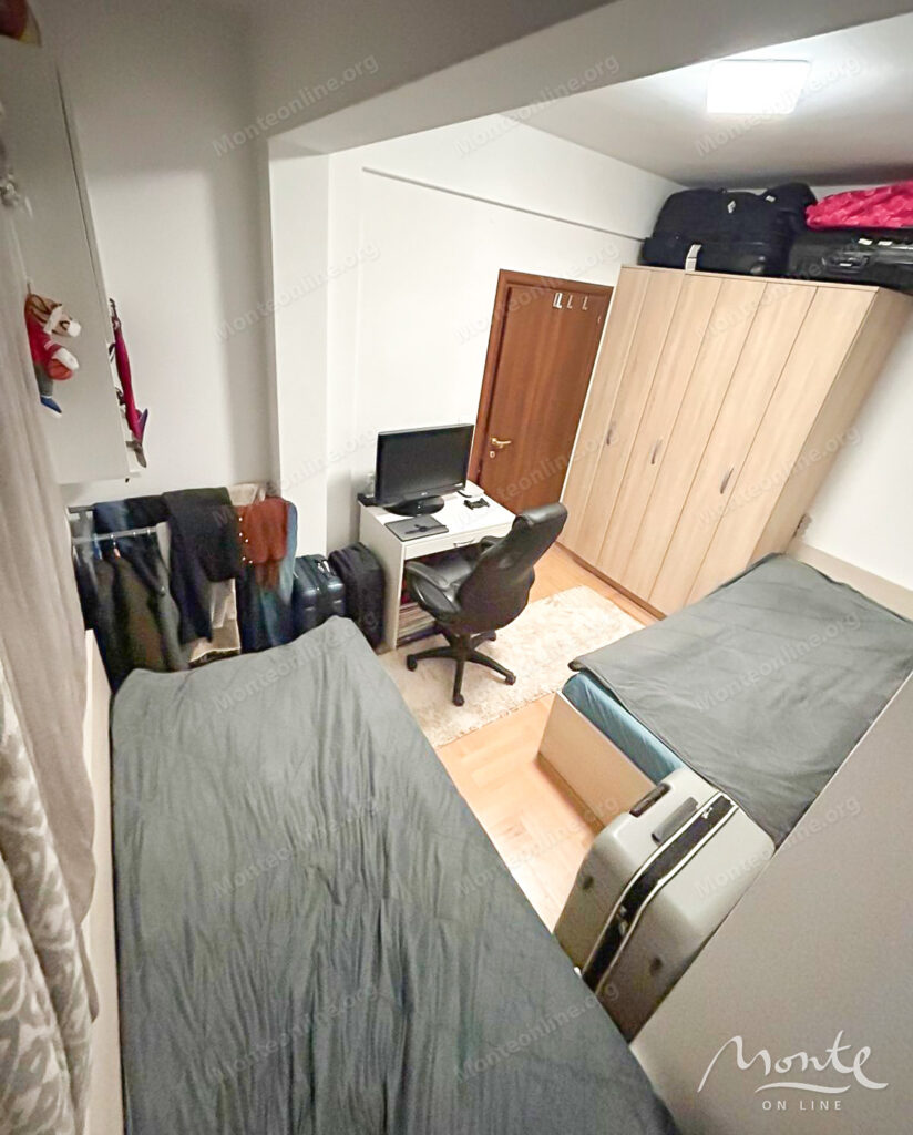 prostornaya i uyutnaya kvartira s 2 spalnyami v spokojnom rajone podgoriczy 04