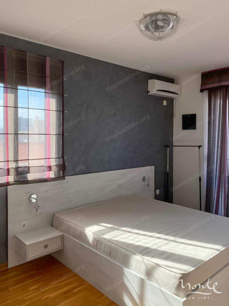 prostornaya kvartira s 3 spalnyami tremya terrasami i vidom na more v bechichi 11