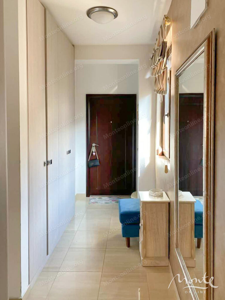 prostornaya kvartira s 3 spalnyami tremya terrasami i vidom na more v bechichi 18