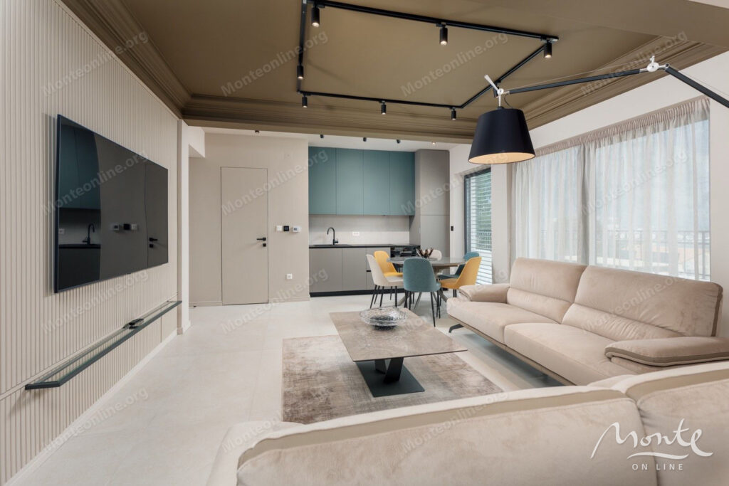 roskoshnyj penthaus s 3 spalnyami i privatnym bassejnom na kryshe v zhivopisnoj dobrote 03