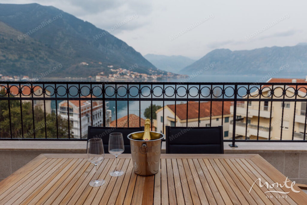 roskoshnyj penthaus s 3 spalnyami i privatnym bassejnom na kryshe v zhivopisnoj dobrote 16