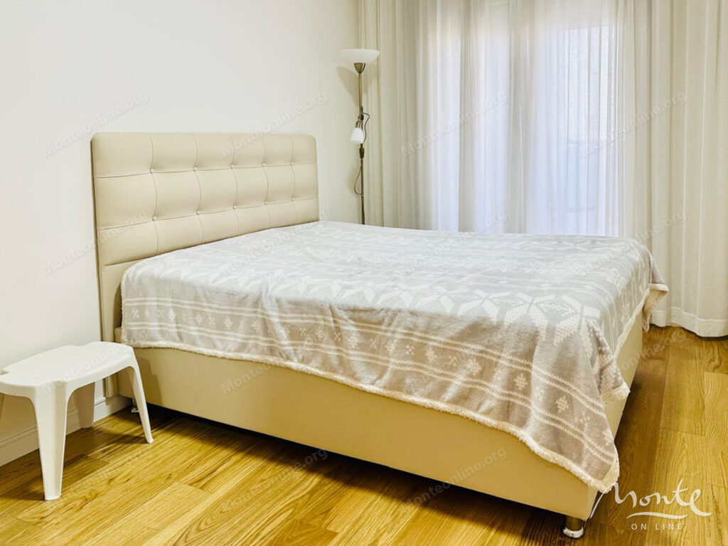 sovremennaya kvartira s 1 spalnej v prestizhnom komplekse s vidom na gory i more v bare 08