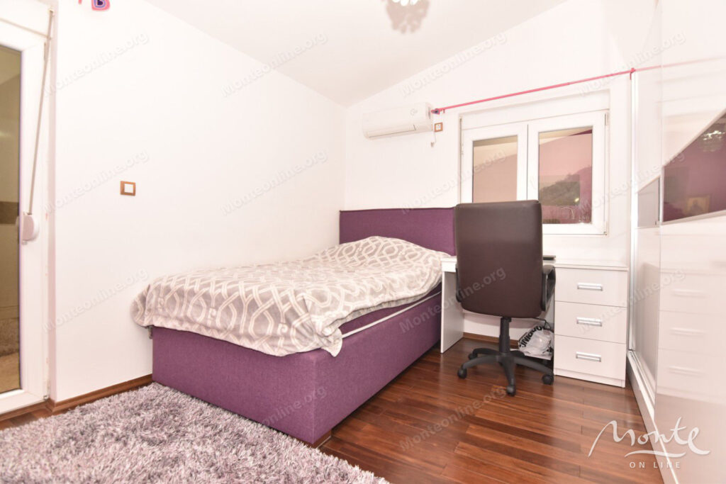 sovremennyj meblirovannyj dom s sadom v tihom rajone ryadom s podgoriczej 10