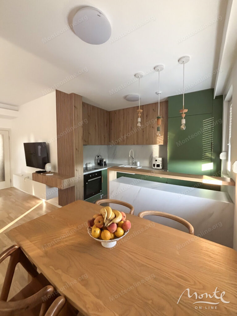 stilnaya meblirovannaya kvartira s 2 spalnyami v sovremennom dome v czentre podgoriczy 03