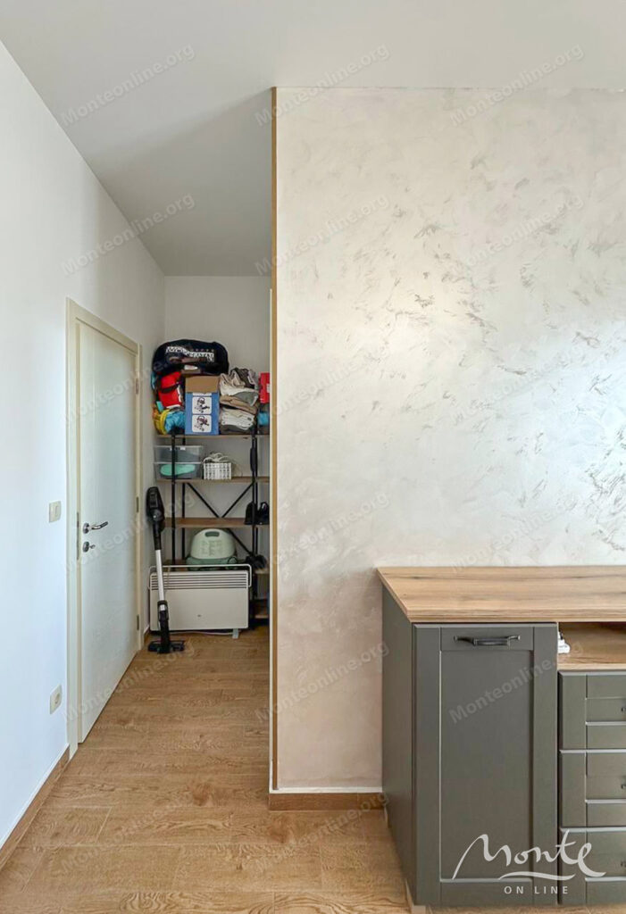 svetlaya kvartira s 2 spalnyami i panoramnym vidom na more v bechichi 06