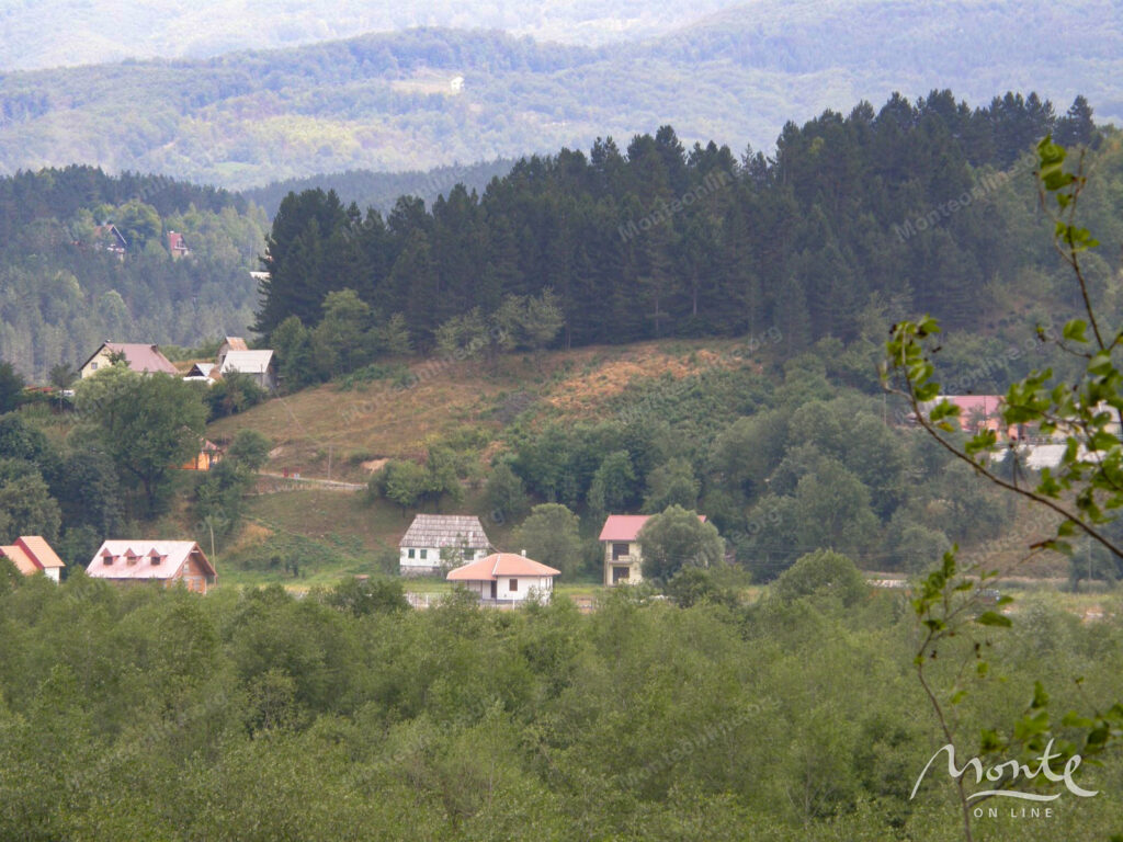 uchastok zemli v zhivopisnom rajone kolashina v 5 minutah peshkom ot czentra goroda 01