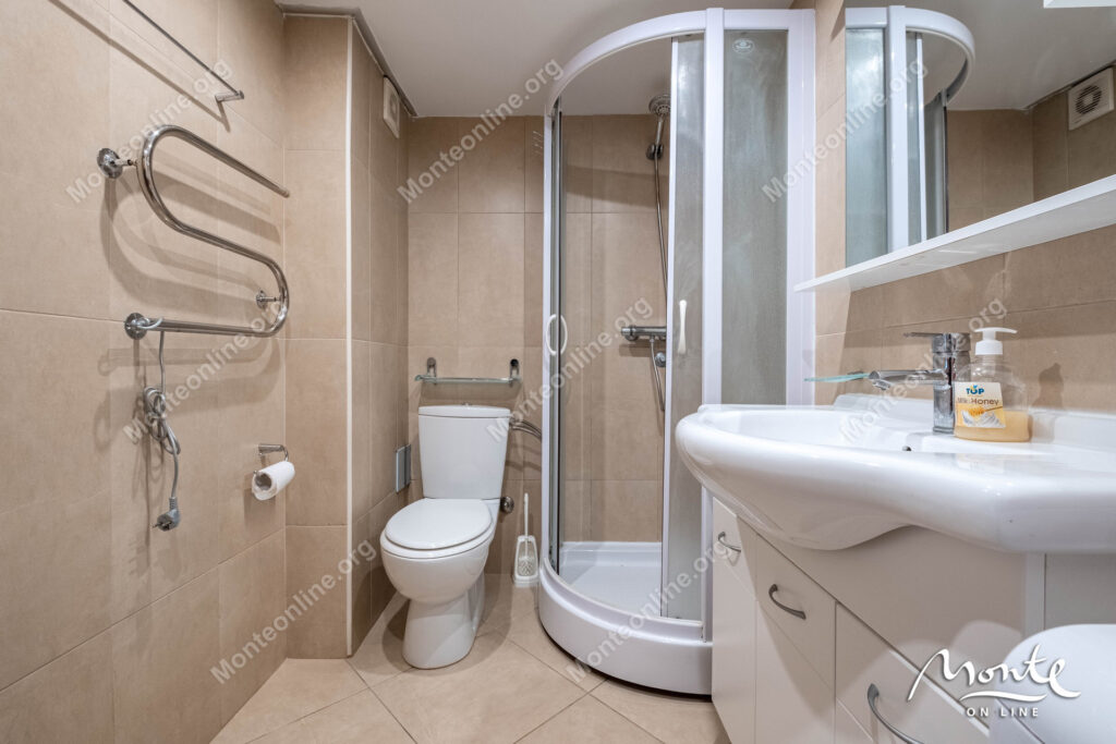 uyutnaya kvartira s 1 spalnej v komplekse s bassejnom v przhno 15