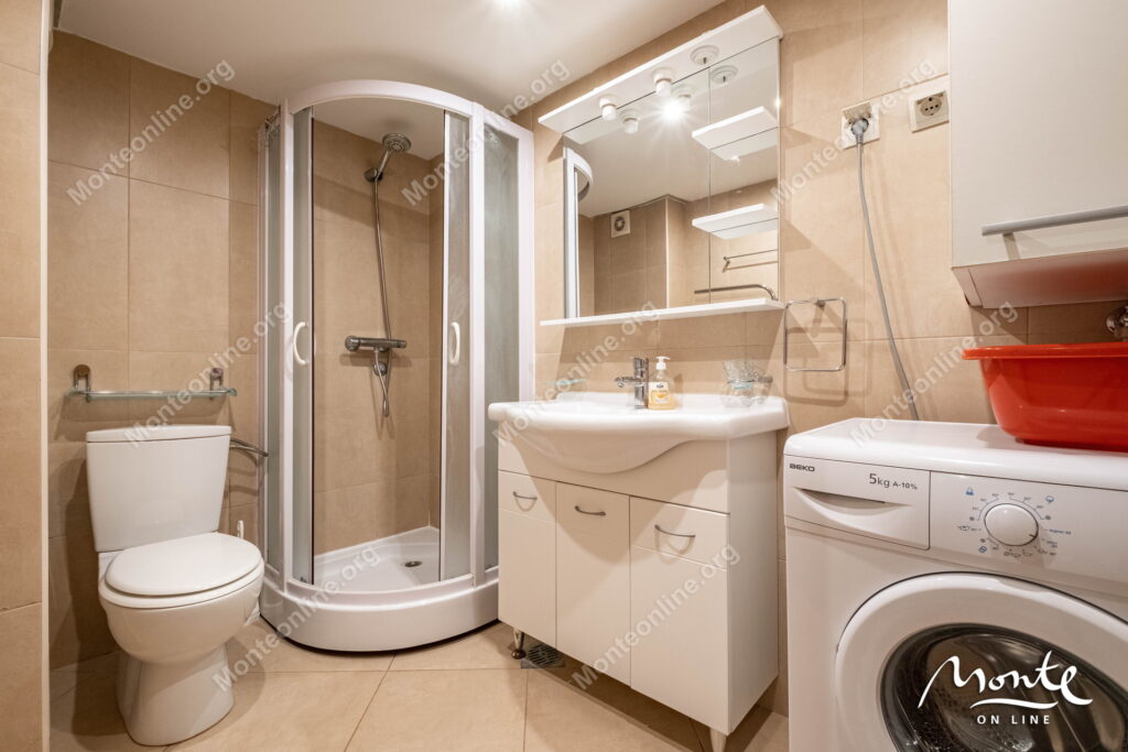 uyutnaya kvartira s 1 spalnej v komplekse s bassejnom v przhno 17