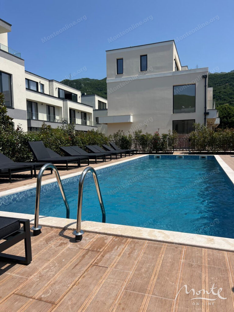 3 etazhnyj dom v zakrytom poselke s obshhim bassejnom lastva grbalska 03