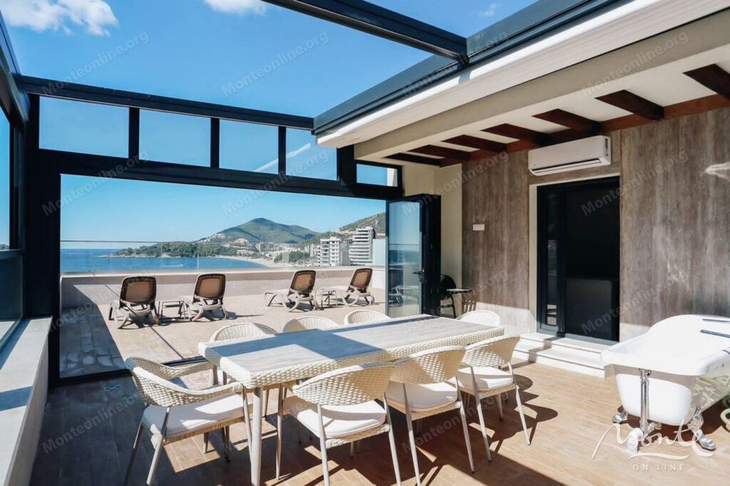 eksklyuzivnyj penthaus s 3 spalnyami v rafailovichi s volshebnym vidom na more 01