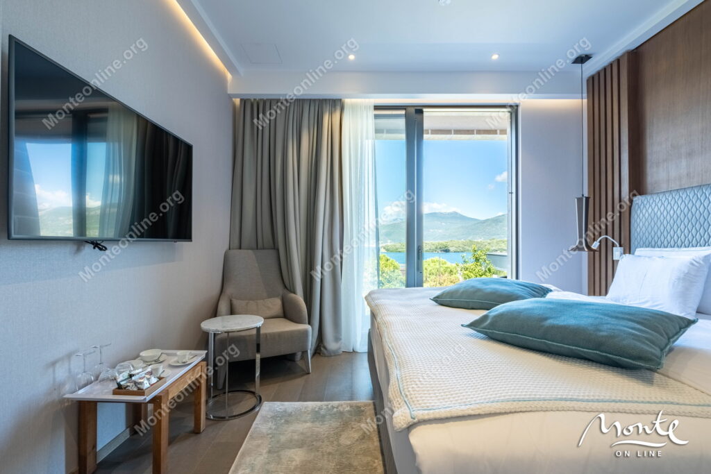 elegantnaya studiya v prestizhnom komplekse nikki beach montenegro 05