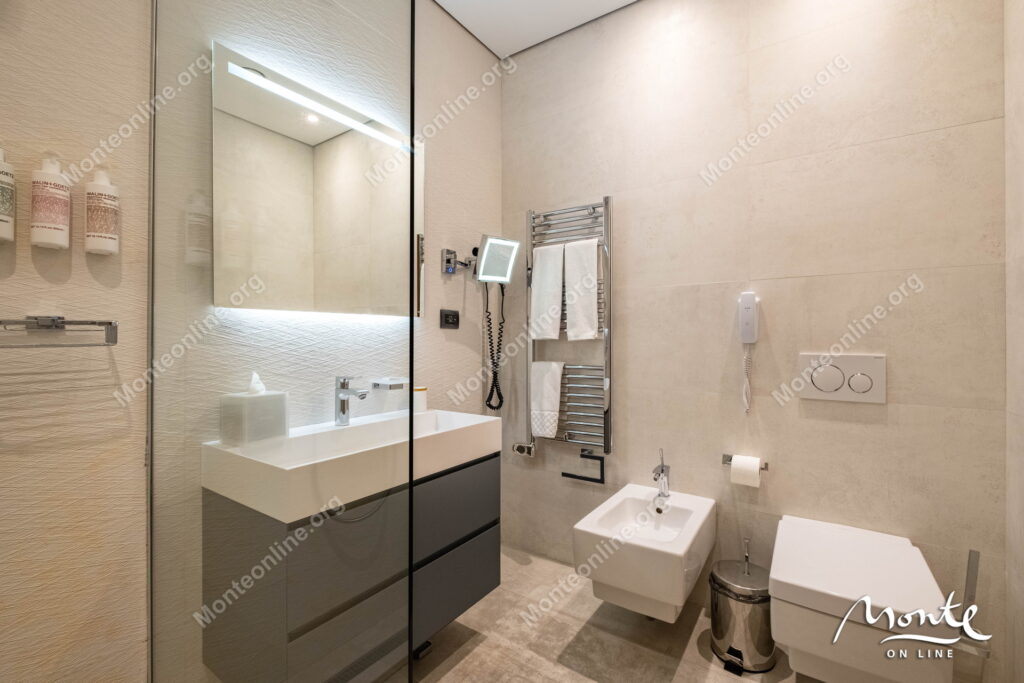 elegantnaya studiya v prestizhnom komplekse nikki beach montenegro 08