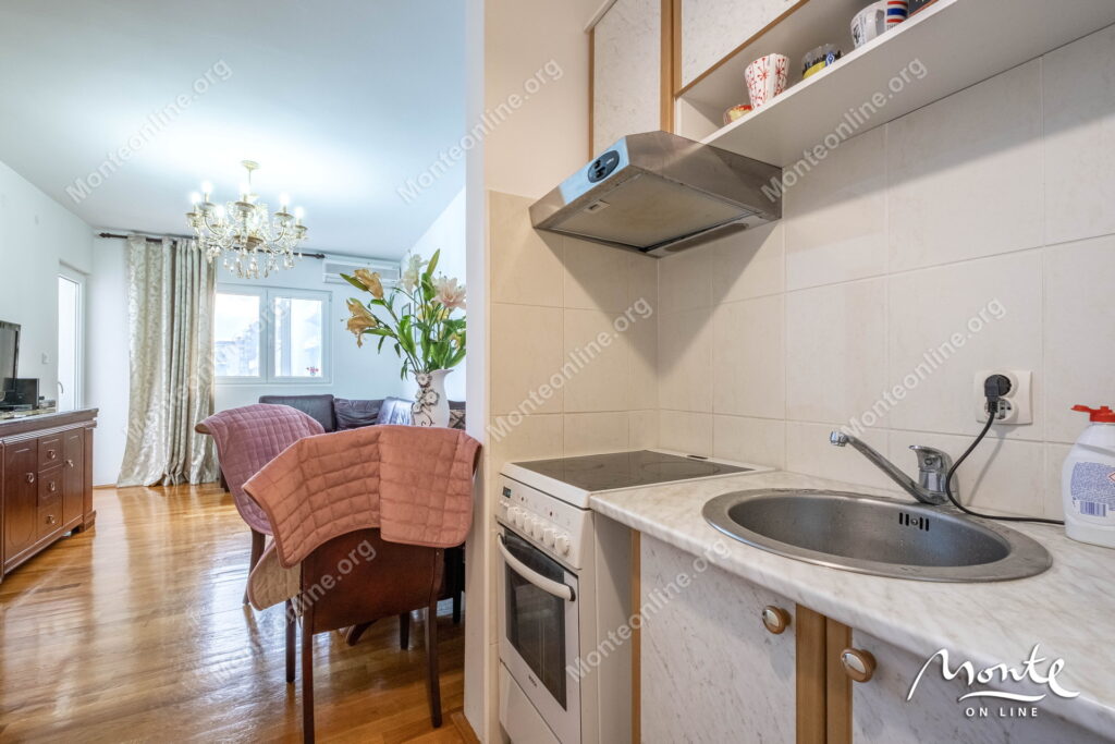 kvartira s 1 spalnej v babin do budva po vygodnoj czene 09