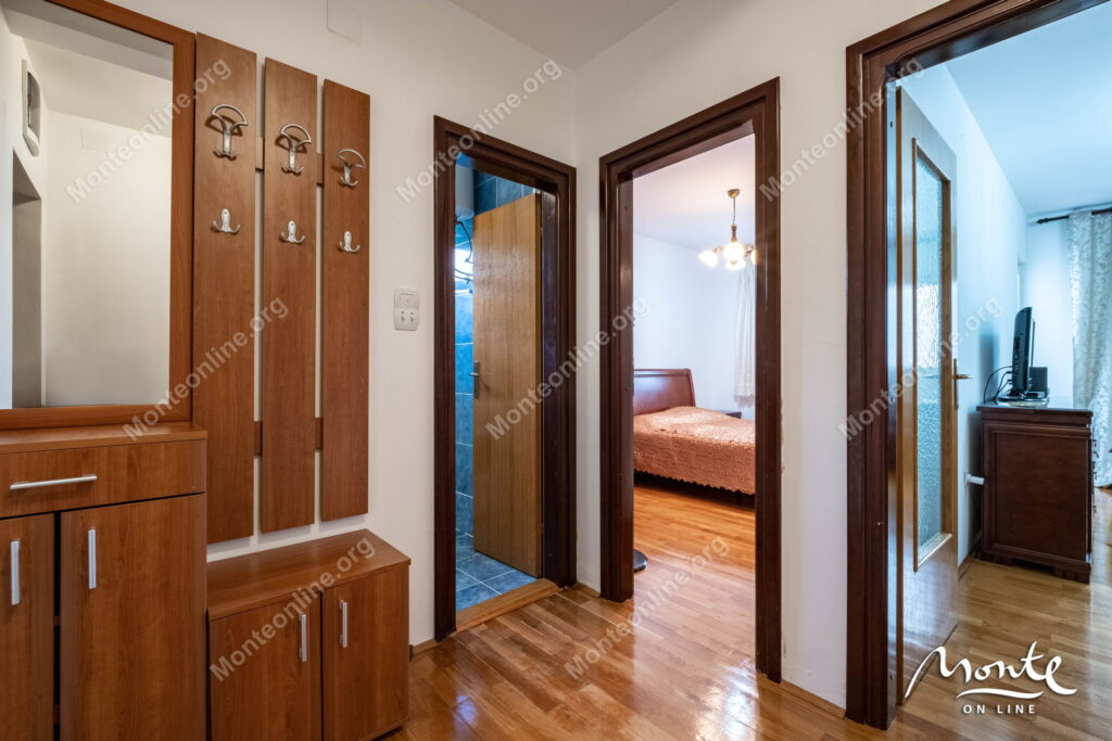 kvartira s 1 spalnej v babin do budva po vygodnoj czene 13