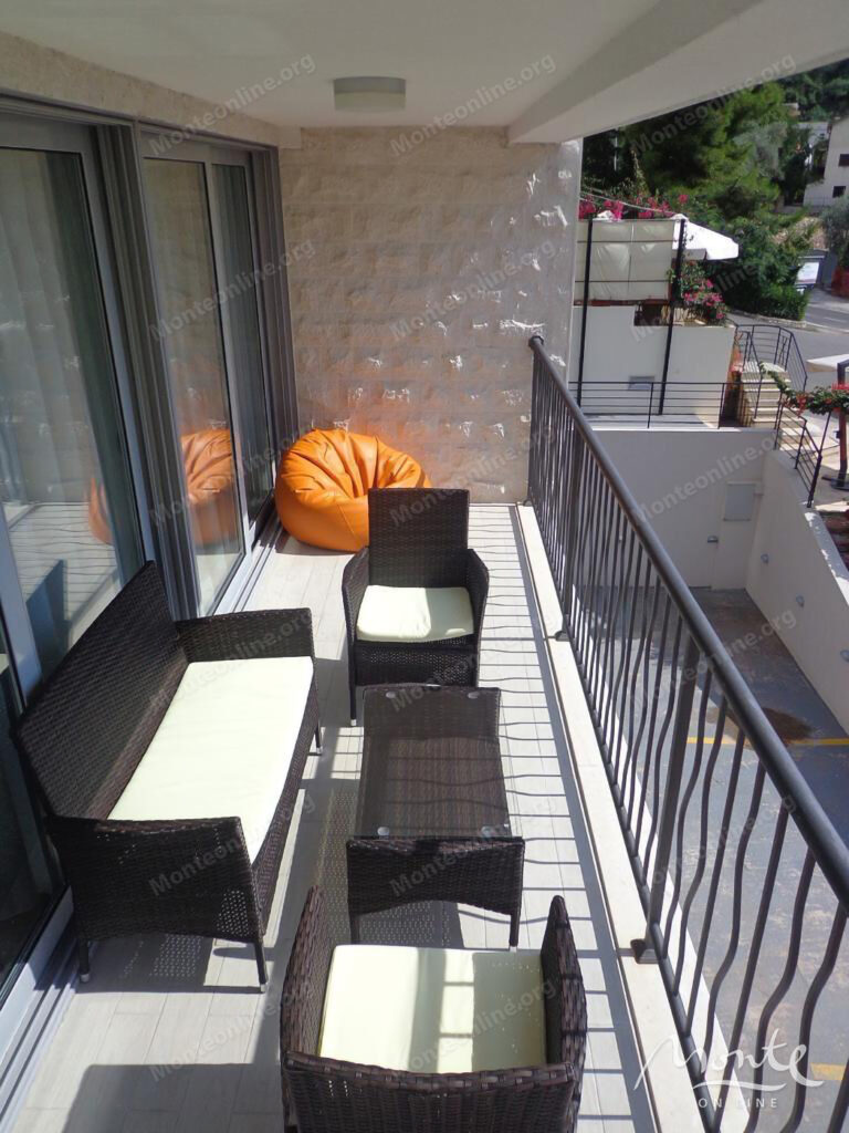 kvartira s 1 spalnej v hec residence przhno 14