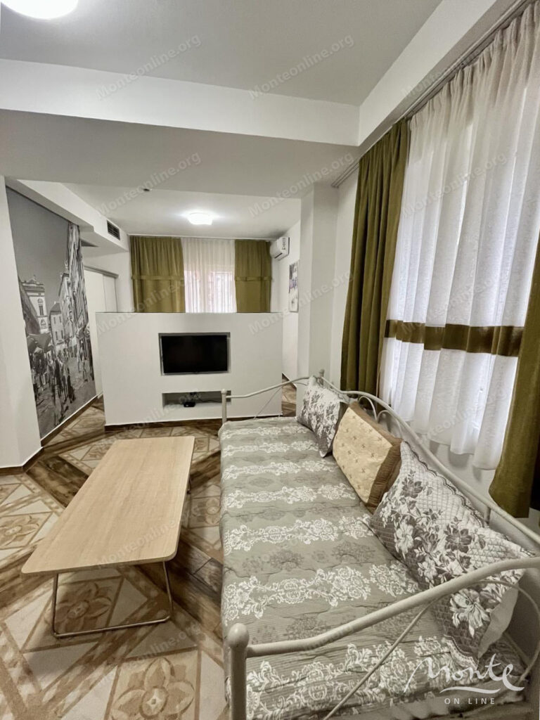 mini otel v 100 metrah ot starogo goroda kotora 10