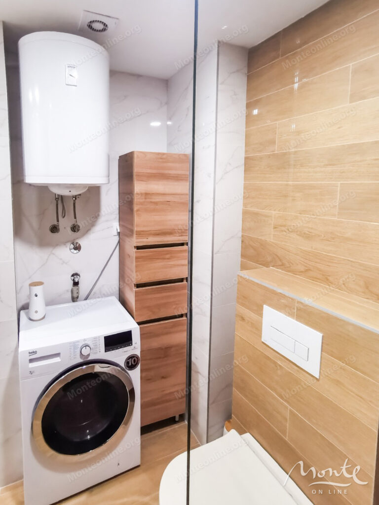 prostornaya kvartira s 2 spalnyami v novostrojke podgoricza 21