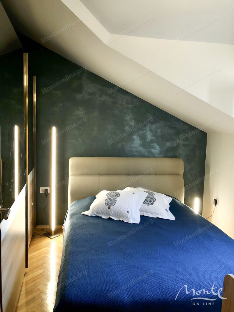 roskoshno meblirovannaya kvartira s 2 spalnyami v starom gorode kotora 16