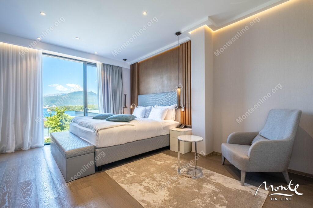 studiya v prestizhnom komplekse nikki beach montenegro s vidom na kotorskij zaliv 02