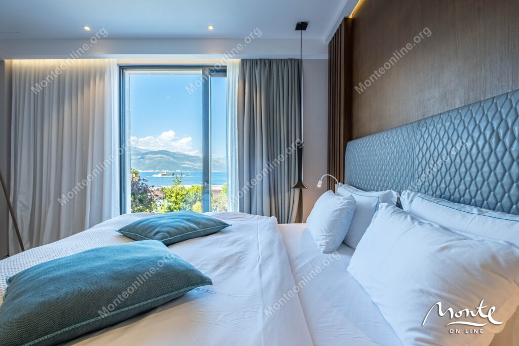 studiya v prestizhnom komplekse nikki beach montenegro s vidom na kotorskij zaliv 08