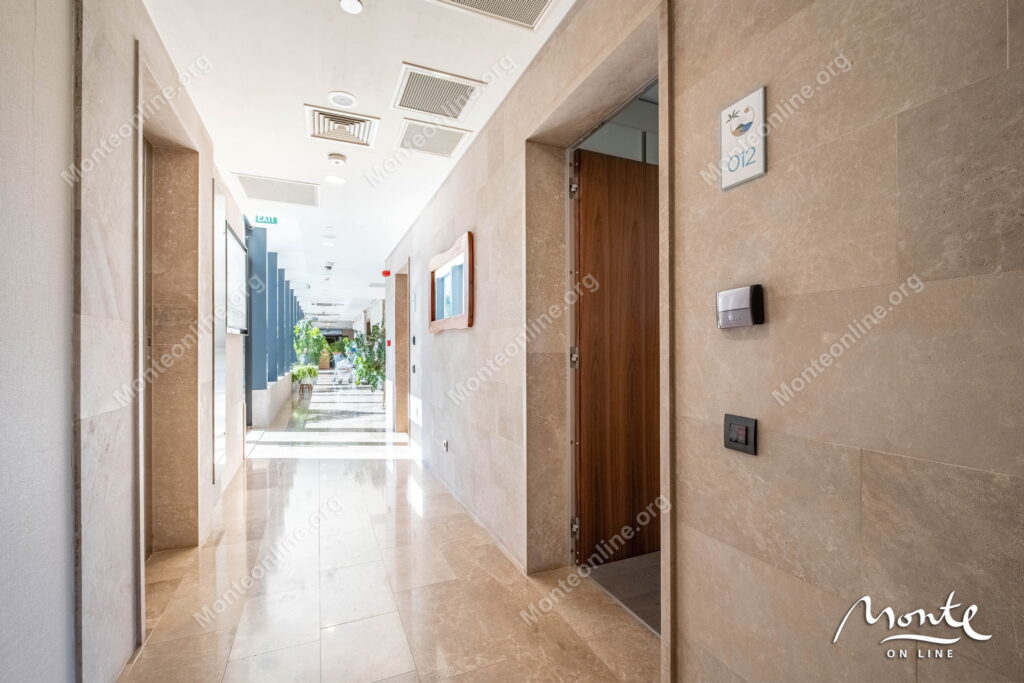 studiya v prestizhnom komplekse nikki beach montenegro s vidom na kotorskij zaliv 17