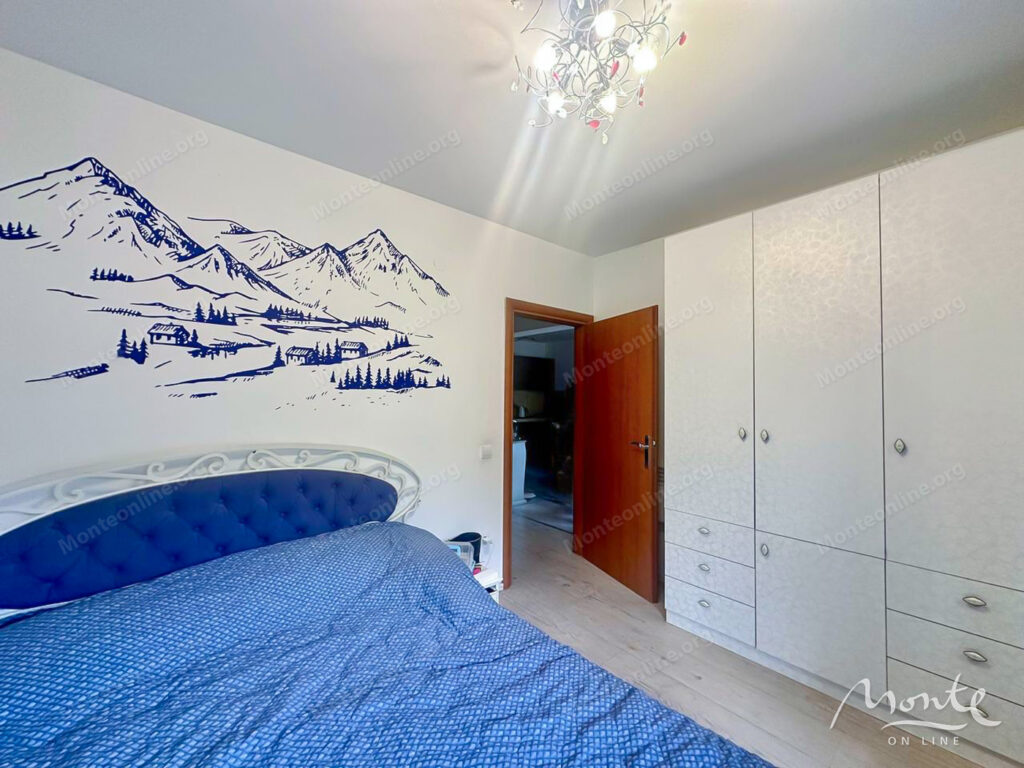 svetlaya kvartira s 1 spalnej i tremya terrasami v bechichi po unikalnoj stoimosti 08