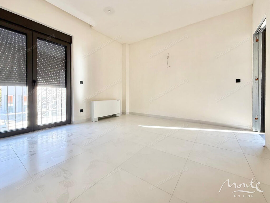 eksklyuzivnaya dvuhurovnevaya rezidencziya s panoramnymi terrasami v czentre tivata 04