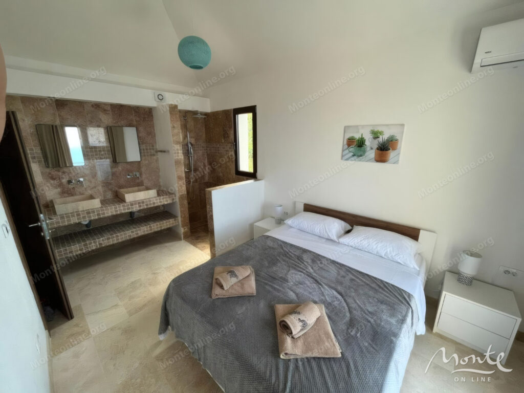 eksklyuzivnaya kamennaya villa s vidom na more v rezhevichah 13