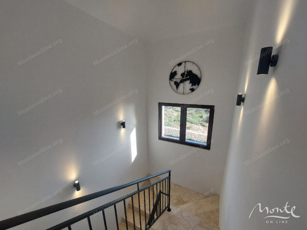 eksklyuzivnaya kamennaya villa s vidom na more v rezhevichah 15