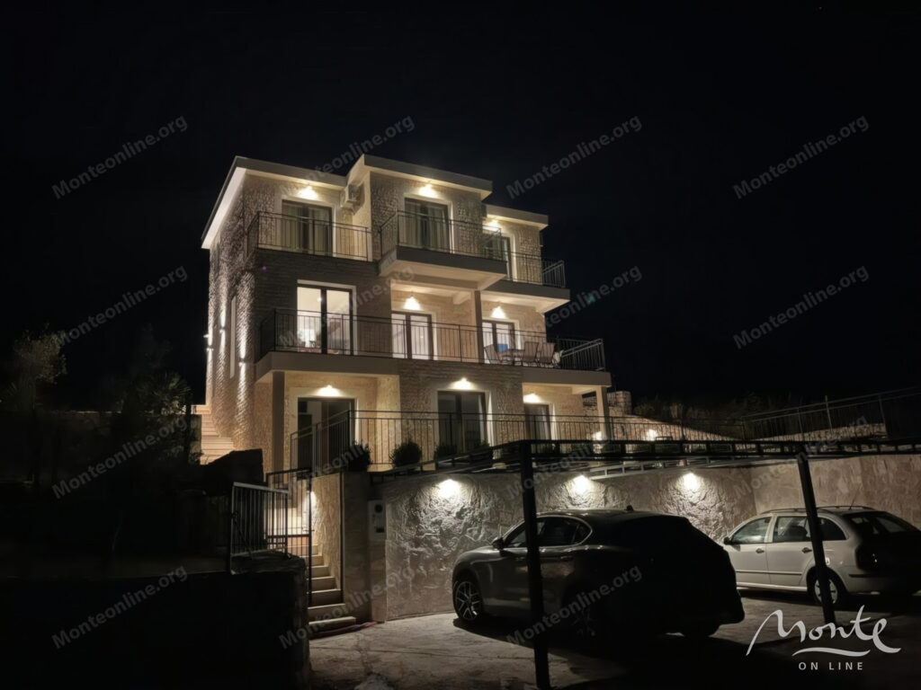 eksklyuzivnaya kamennaya villa s vidom na more v rezhevichah 27