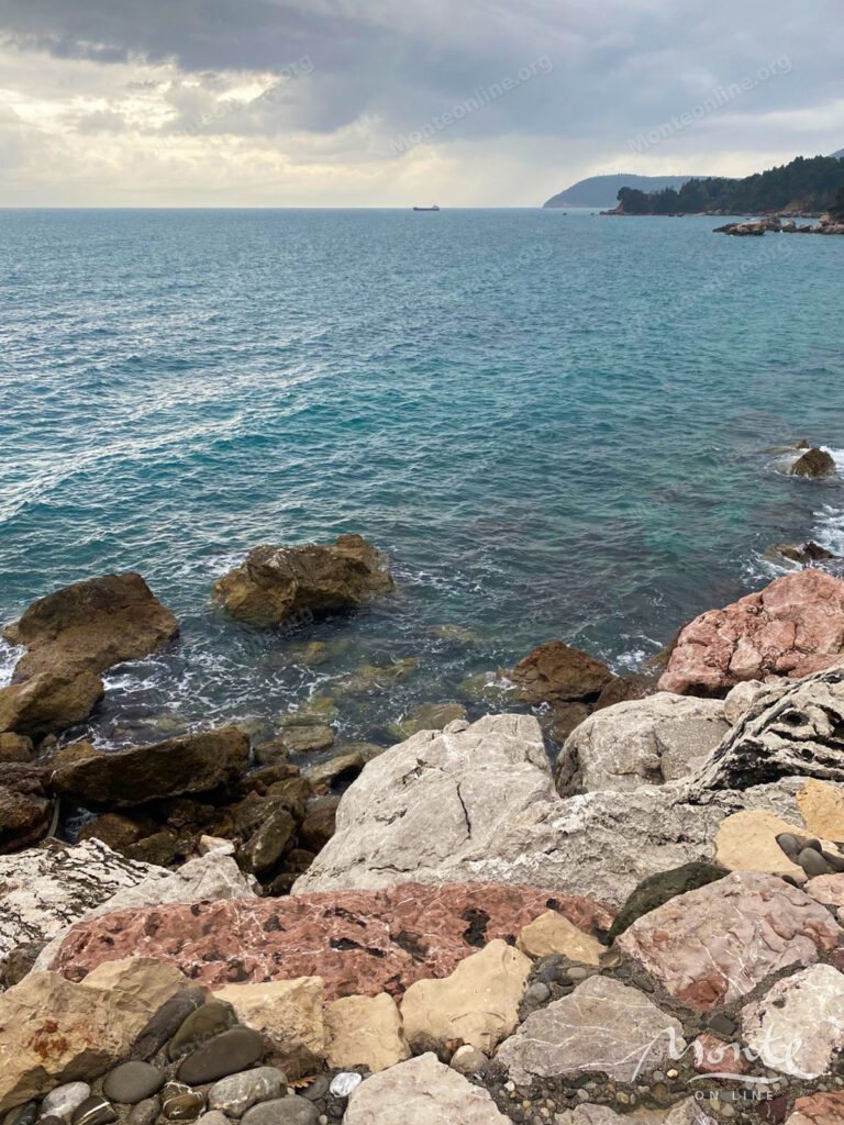 investiczionnyj uchastok na beregu morya pod stroitelstvo otelya v shushani bar 09