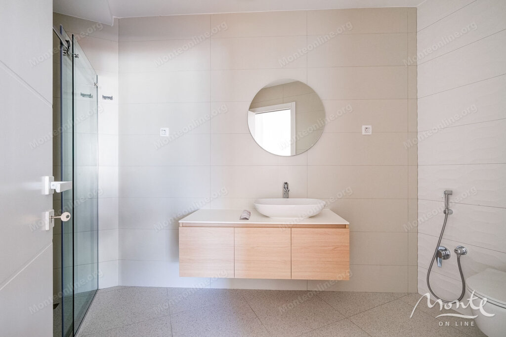 kvartira s 1 spalnej v sovremennom komplekse s bassejnom bechichi 04