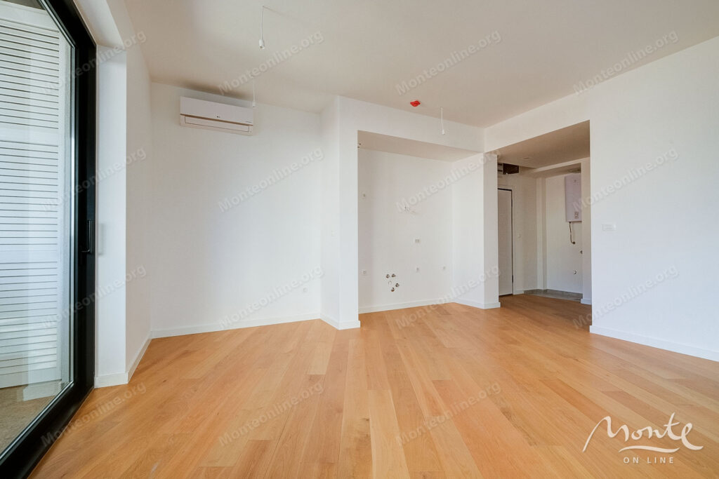 kvartira s 1 spalnej v sovremennom komplekse s bassejnom bechichi 12