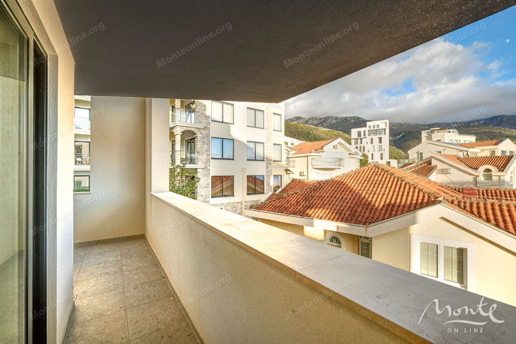 kvartira s 1 spalnej v sovremennom komplekse s bassejnom bechichi 13