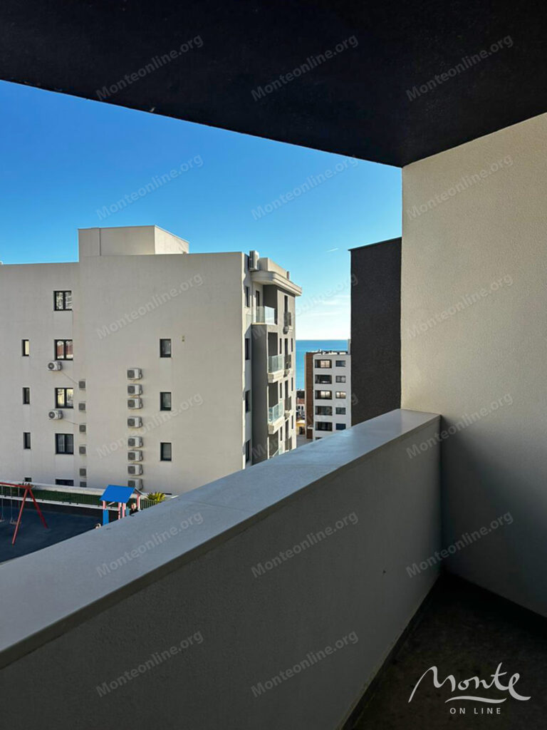 kvartira s 1 spalnej v sovremennom zhilom komplekse u morya bechichi 09