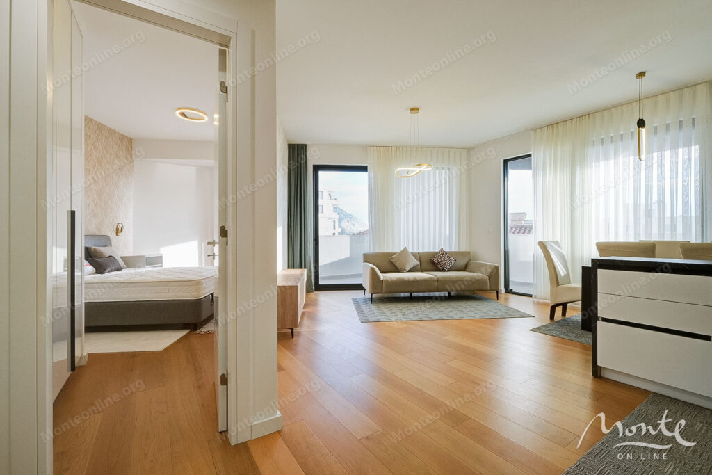 kvartira s 1 spalnej v zakrytom zhilom komplekse u morya bechichi 10