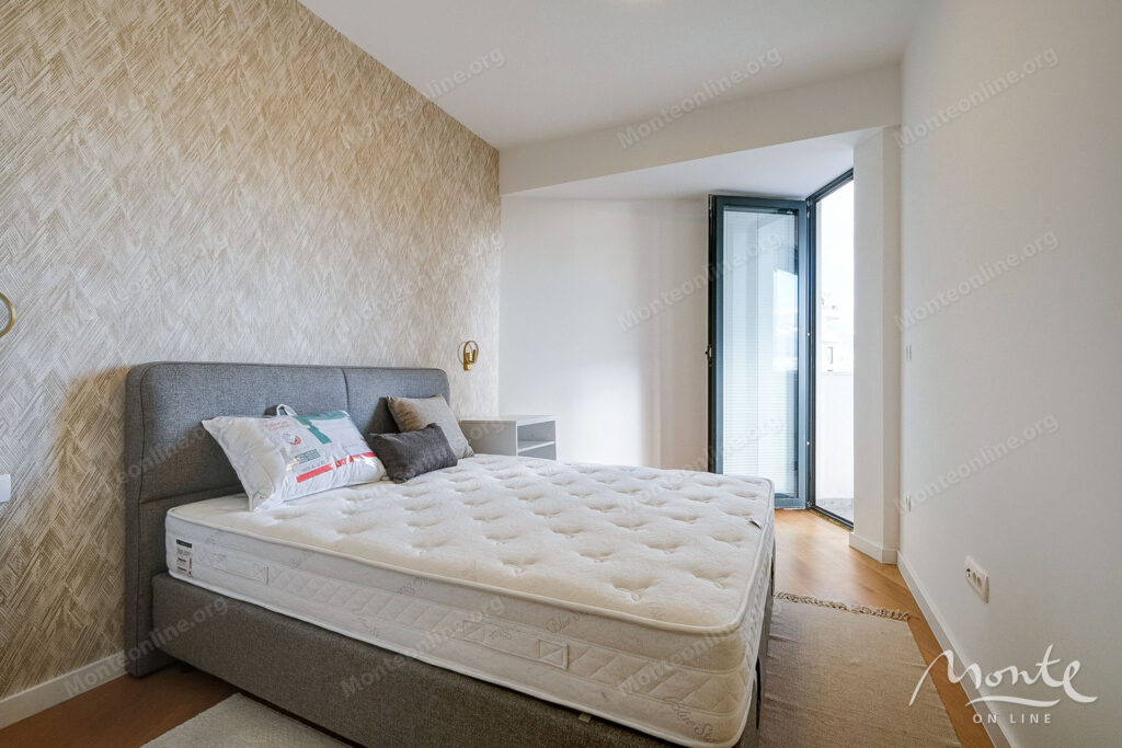 kvartira s 1 spalnej v zakrytom zhilom komplekse u morya bechichi 12