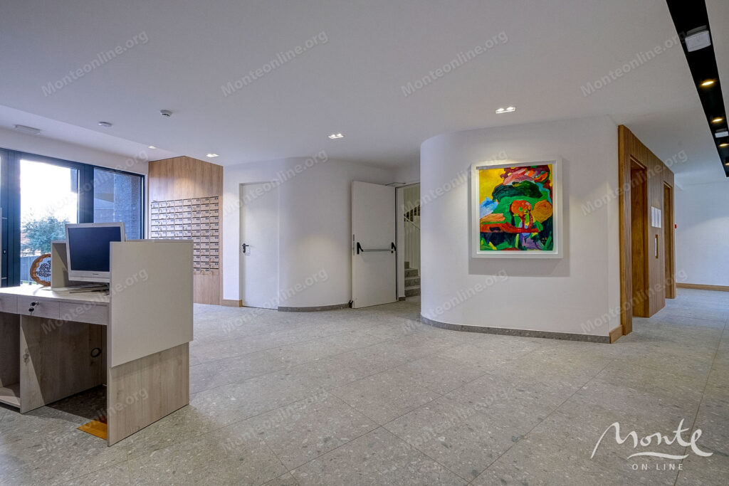 kvartira s 1 spalnej v zakrytom zhilom komplekse u morya bechichi 21