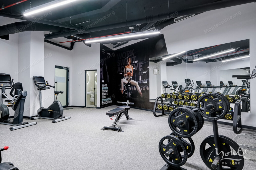 kvartira s 1 spalnej v zakrytom zhilom komplekse u morya bechichi 37